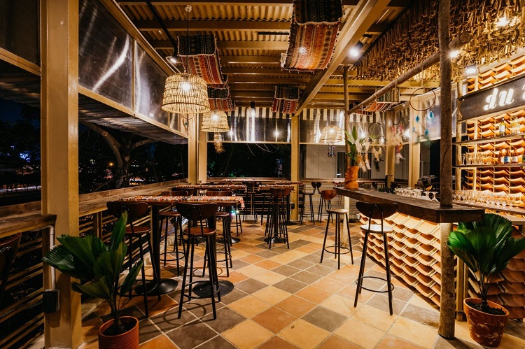 Du Mục Rooftop Craft Beer