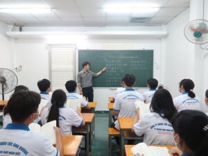 Trung tâm tư vấn du học Ánh Dương Huyện Hóc Môn