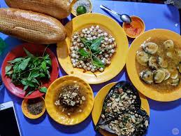 Quán ăn mà bạn không nên bỏ qua tại Huỳnh Văn Bánh 9 oc luoc