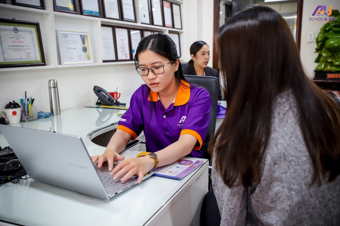 trung tâm tư vấn du học Quận Long Biên